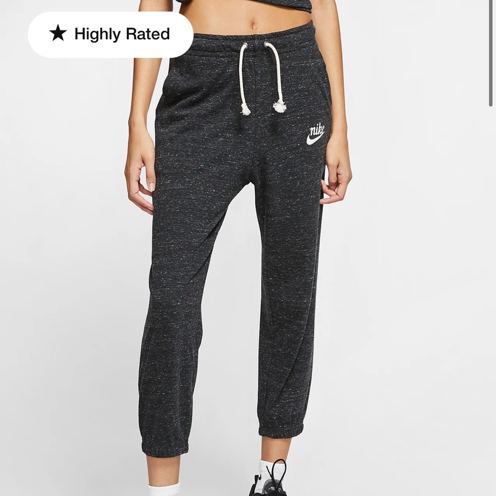 Nike sportswear gym vintage mid-rise capris Grey
